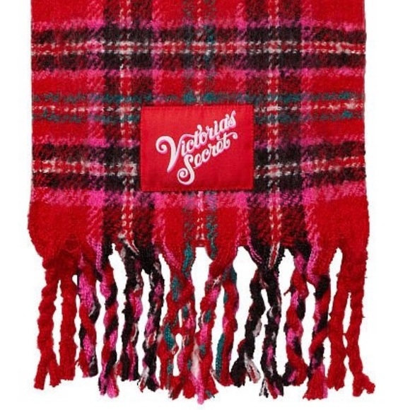 Victoria Secret Cozy Plaid Scarf and Color block Beanie Set - Picture 4 of 7